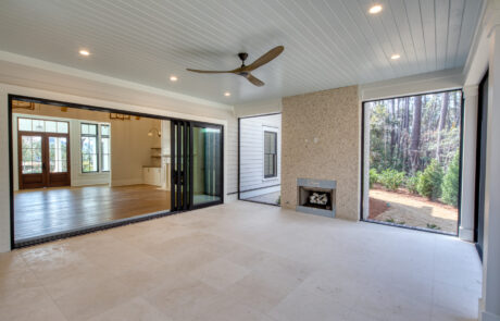 Greencraft_Homes_Berkley_Hall_outdoor_living
