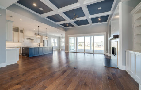 Hampton Lake - Interior