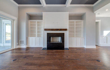 Hampton Lake - Living Area